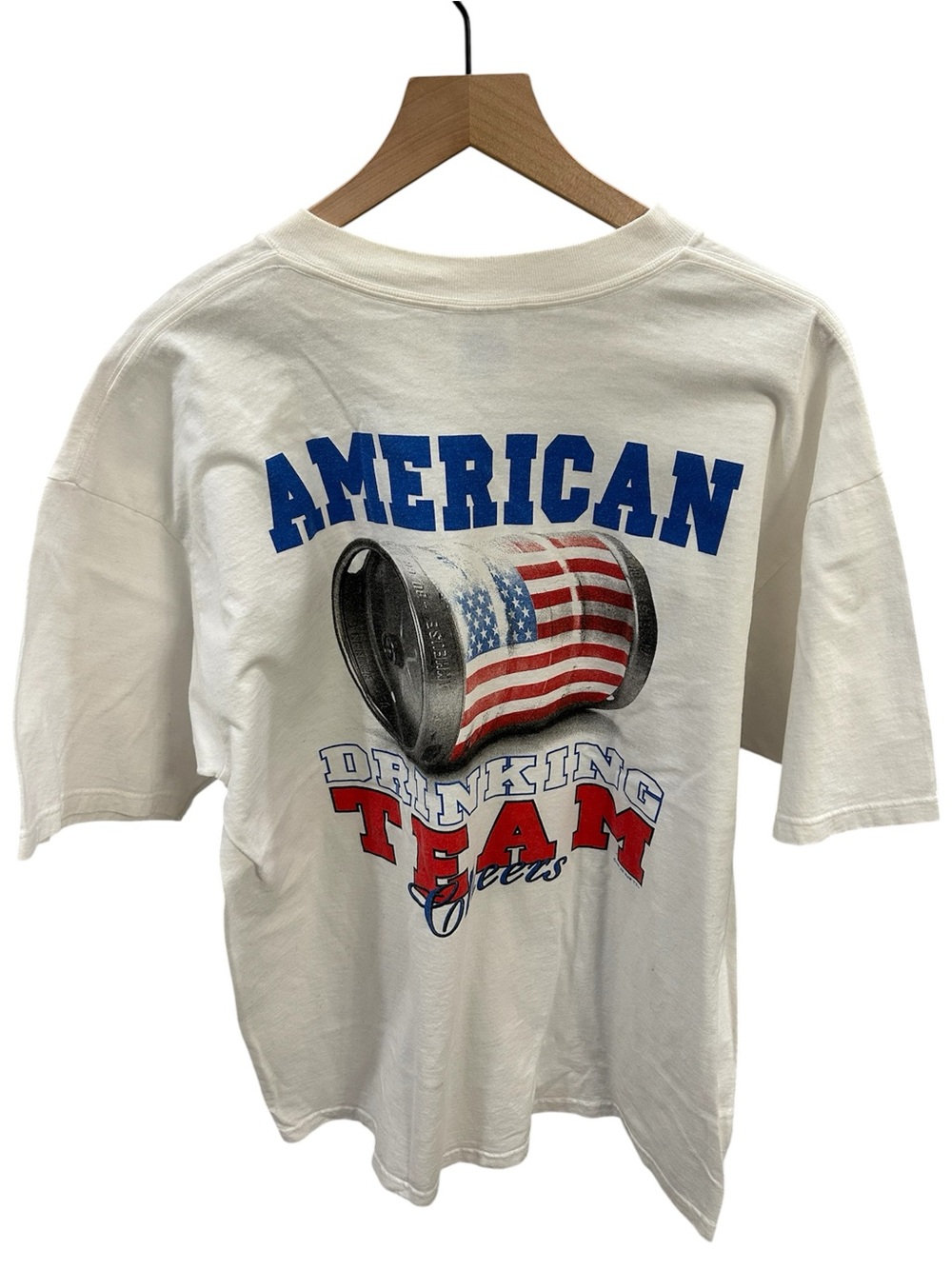Vintage Y2K “American Drinking Team” graphic tee - Size XL 🍺🇺🇸